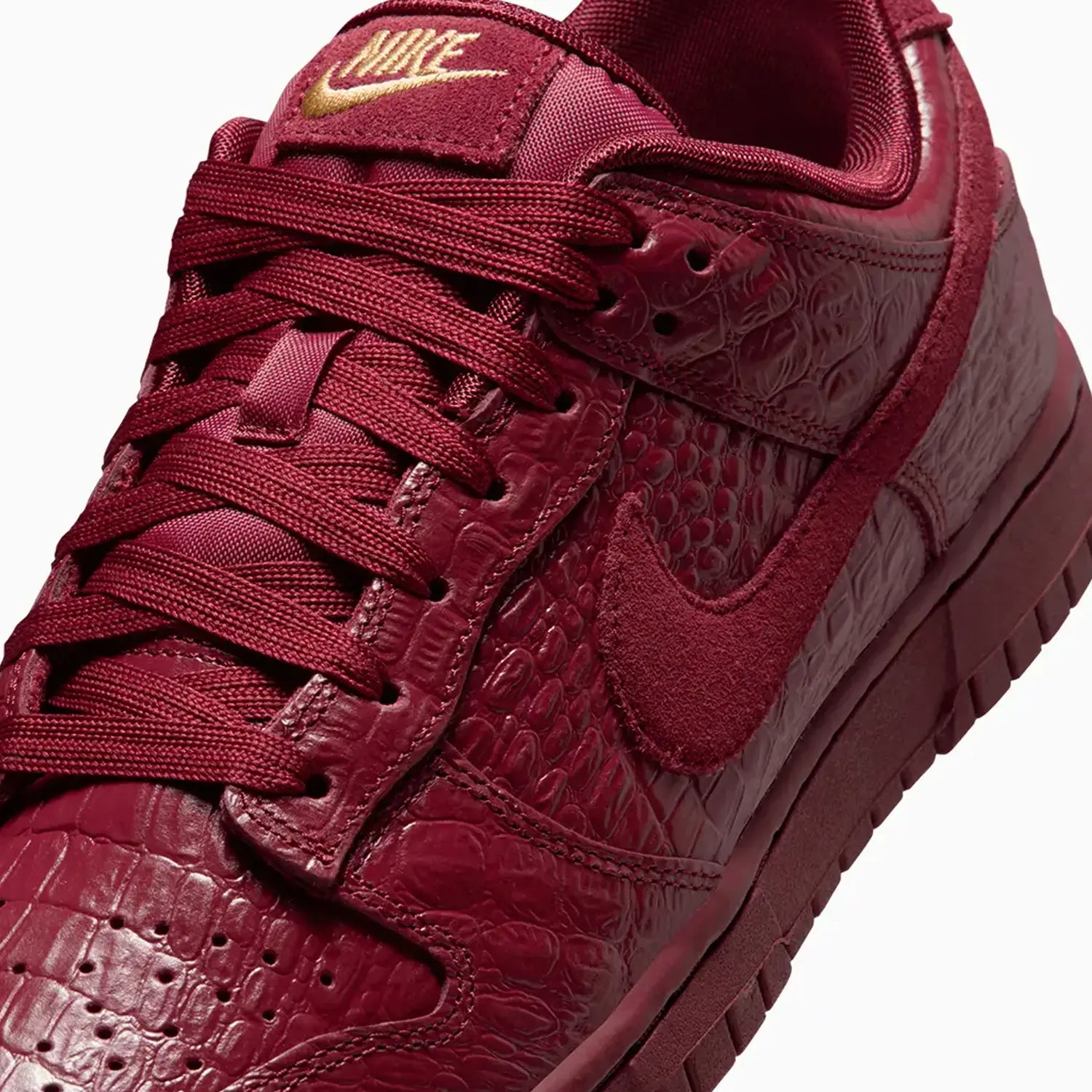 Women's Dunk Low "Crocodile Team Red"